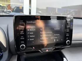 Toyota Yaris-cross thumbnail 16