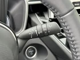 Toyota Corolla-cross thumbnail 19