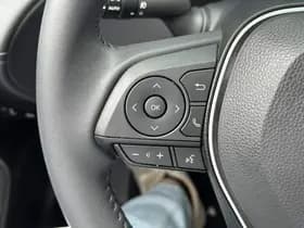 Toyota Corolla-cross thumbnail 49