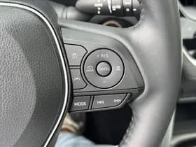 Toyota Corolla-cross thumbnail 50