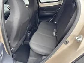 Toyota Aygo thumbnail 41