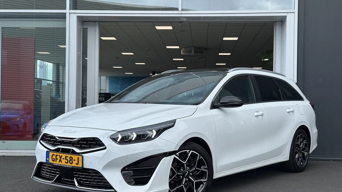 Kia Ceed-sportswagon — foto 1