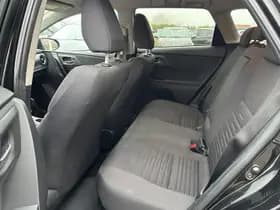 Toyota Auris thumbnail 24