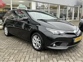 Toyota Auris thumbnail 32