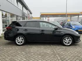 Toyota Auris thumbnail 34