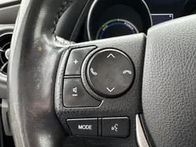 Toyota Auris thumbnail 7