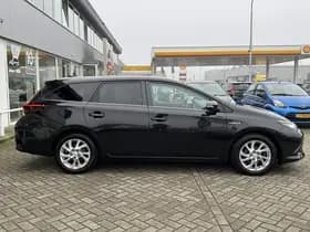 Toyota Auris thumbnail 70