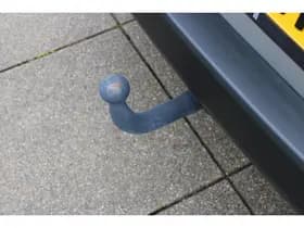 Lexus Ux thumbnail 13