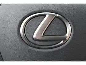 Lexus Ux thumbnail 29