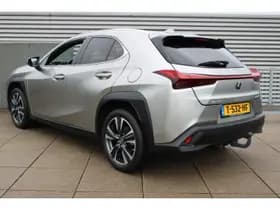 Lexus Ux thumbnail 5