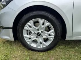 Kia Ceed-sportswagon thumbnail 3