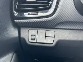 Kia Stonic thumbnail 81