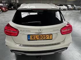 Mercedes-Benz Gla thumbnail 20