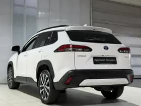 Toyota Corolla-cross thumbnail 6