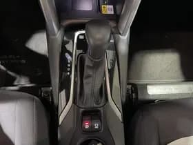 Toyota Corolla-cross thumbnail 54