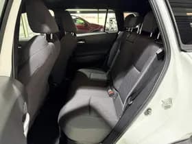 Toyota Corolla-cross thumbnail 56