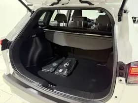 Toyota Corolla-cross thumbnail 57