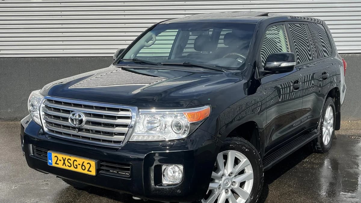 Toyota Land-cruiser — foto 1