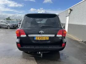 Toyota Land-cruiser thumbnail 13