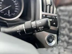 Toyota Land-cruiser thumbnail 38