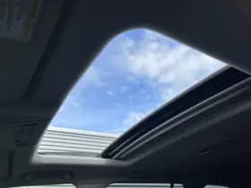 Toyota Land-cruiser thumbnail 6