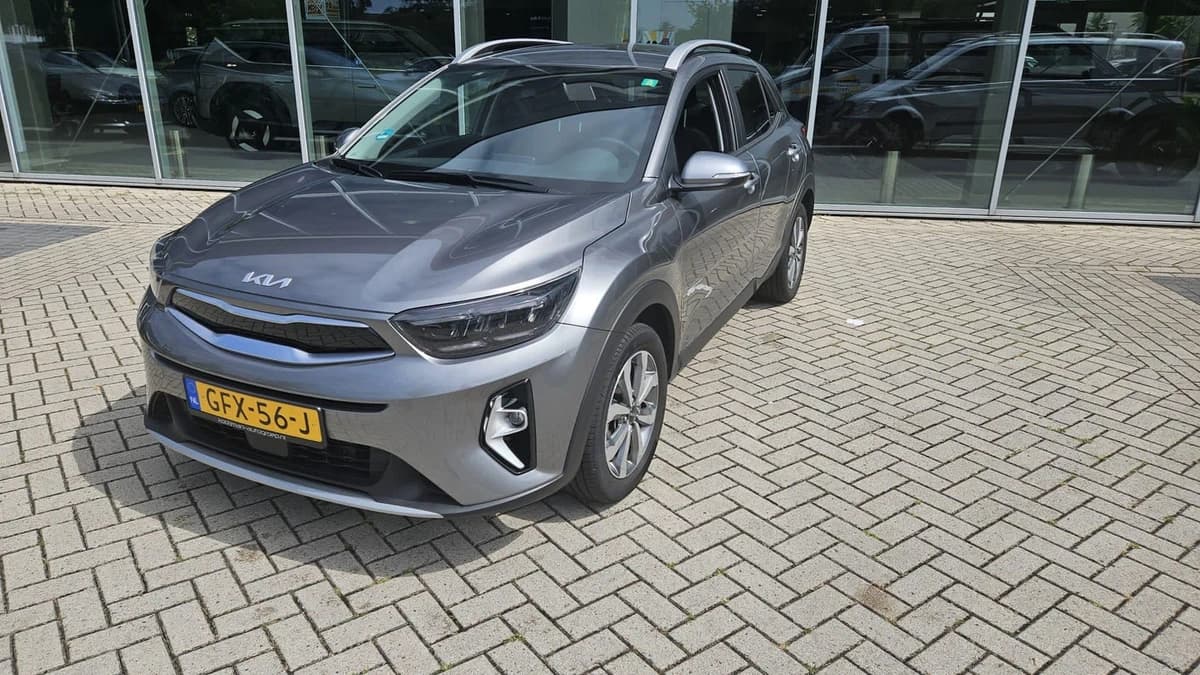 Kia Stonic — foto 1