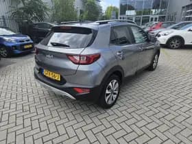 Kia Stonic thumbnail 4