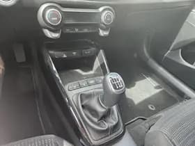 Kia Stonic thumbnail 6