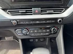 Kia Niro thumbnail 64