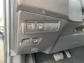 Toyota Corolla-cross thumbnail 23