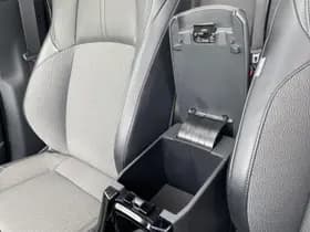 Toyota Corolla-cross thumbnail 40