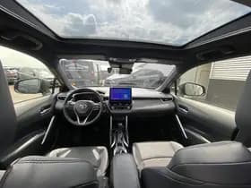 Toyota Corolla-cross thumbnail 80