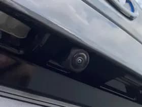 Toyota Corolla-cross thumbnail 10