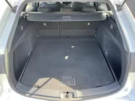 Toyota Corolla-touring-sports thumbnail 11