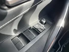 Toyota Corolla-touring-sports thumbnail 27