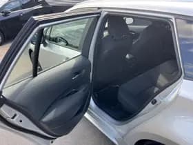 Toyota Corolla-touring-sports thumbnail 41