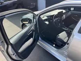 Toyota Corolla-touring-sports thumbnail 64