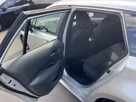 Toyota Corolla-touring-sports thumbnail 89