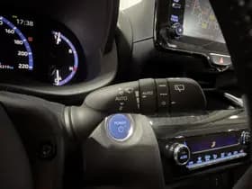 Toyota Yaris-cross thumbnail 12