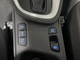 Toyota Yaris-cross thumbnail 26