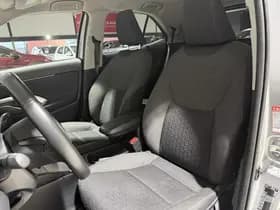 Toyota Yaris-cross thumbnail 32