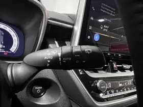 Toyota Corolla-cross thumbnail 18