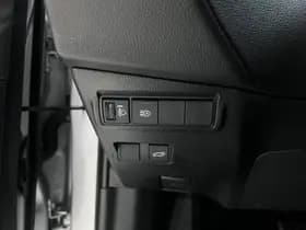 Toyota Corolla-cross thumbnail 19