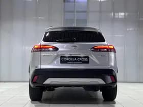 Toyota Corolla-cross thumbnail 7
