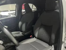 Toyota Yaris-cross thumbnail 13