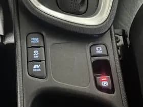 Toyota Yaris-cross thumbnail 31