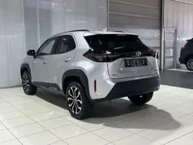 Toyota Yaris-cross thumbnail 8