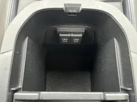 Toyota Rav4 thumbnail 31