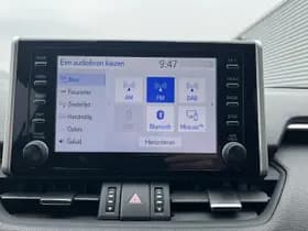 Toyota Rav4 thumbnail 38