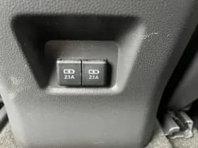 Toyota Rav4 thumbnail 45